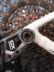 Preview: Better Bolts SRAM T-Type UDH GX/Force XPLR/Rival XPLR Titan Schraube black