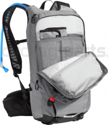 Camelbak H.A.W.G Pro 20 gunmetal-black Rucksack mit 3 l Trink-Reservoir