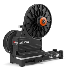 Elite Avanti mit Zwift Cog and Click 2.0 Trainingsrolle