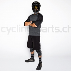 iXS Carve EVO Shorts black