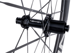 Preview: NEWMEN STREEM Sprint S.66 VONOA 12 x 142mm Centerlock Shimano 9/10/11/12 fach silver Laufrad hinten