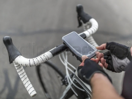 Preview: Quad Lock Poncho iPhone 13 Pro Max