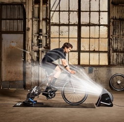 Preview: wahoo KICKR Headwind Bluetooth Ventilator