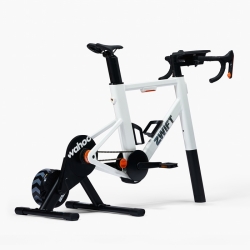 Preview: wahoo Zwift Ride mit KICKR CORE 2