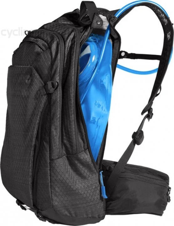 Camelbak H.A.W.G Pro 20 black Rucksack mit 3 l Trink-Reservoir