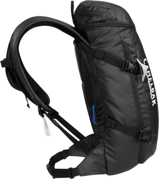 Camelbak SnoBlast 22 black white Rucksack mit 2 l Trinkreservoir