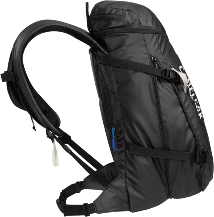 Camelbak SnoBlast 22 black white Rucksack mit 2 l Trinkreservoir