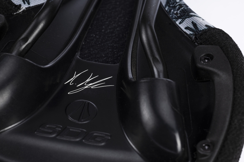 Cast Kriss Kyle Scottish Wildcat Edition Bel-Air V3 Signature Sattel