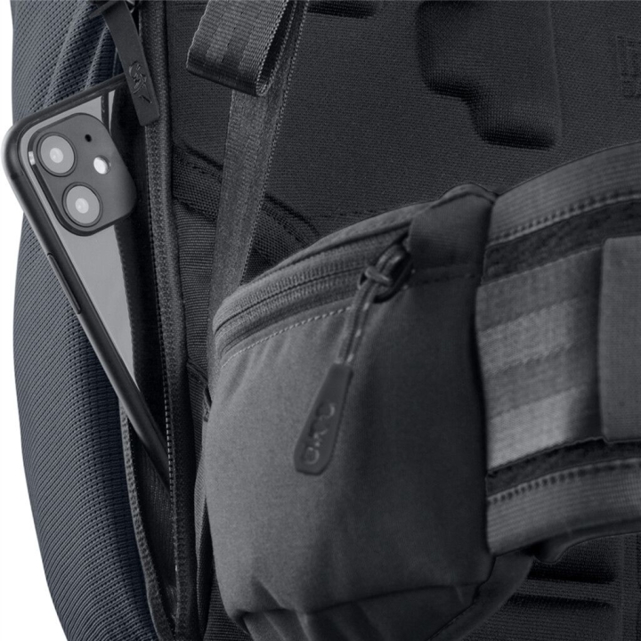Evoc Commute Pro 22 Rucksack black