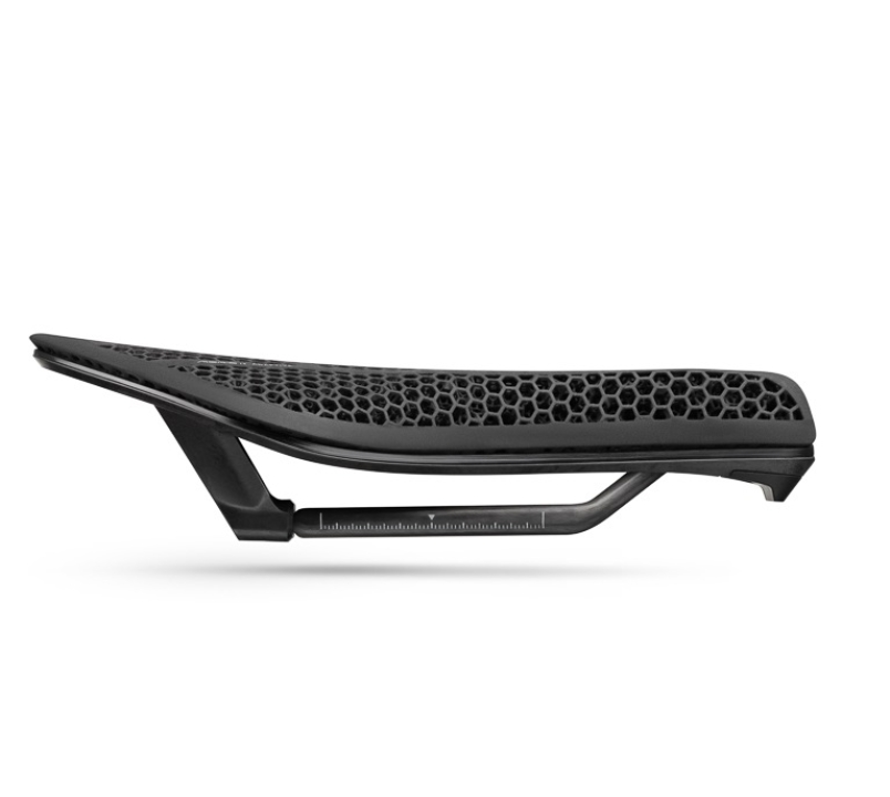 Fizik Transiro Aeris Long Distance R1 Adaptive 135mm Sattel