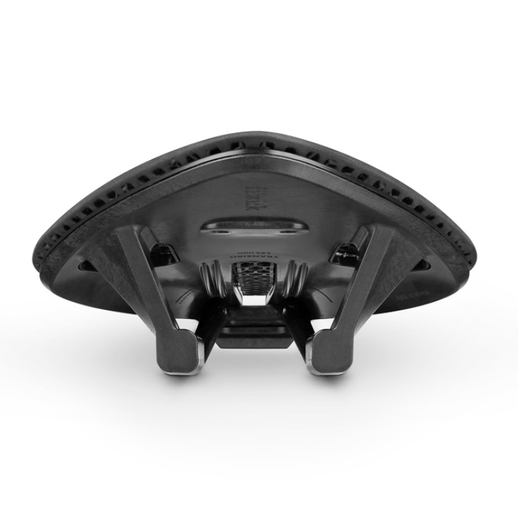 Fizik Transiro Aeris Long Distance R1 Adaptive 135mm Sattel