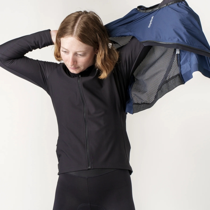 GripGrab Women's PACR Windproof Lightweight Vest navy blue