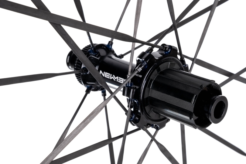 NEWMEN STREEM G.62 CS VONOA 12 x 142mm Centerlock Shimano 9/10/11/12 fach Laufrad hinten