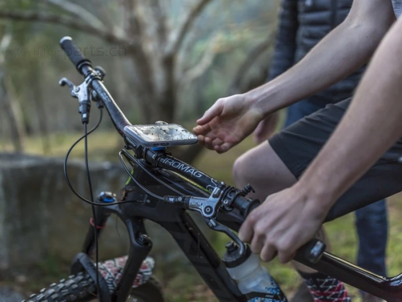 Quad Lock Poncho iPhone 13 Pro Max