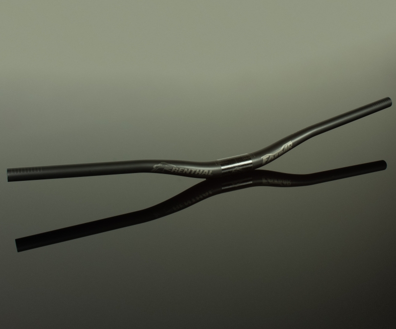 Renthal Fatbar Lite Carbon V3 760mm/30mm Rise Lenker