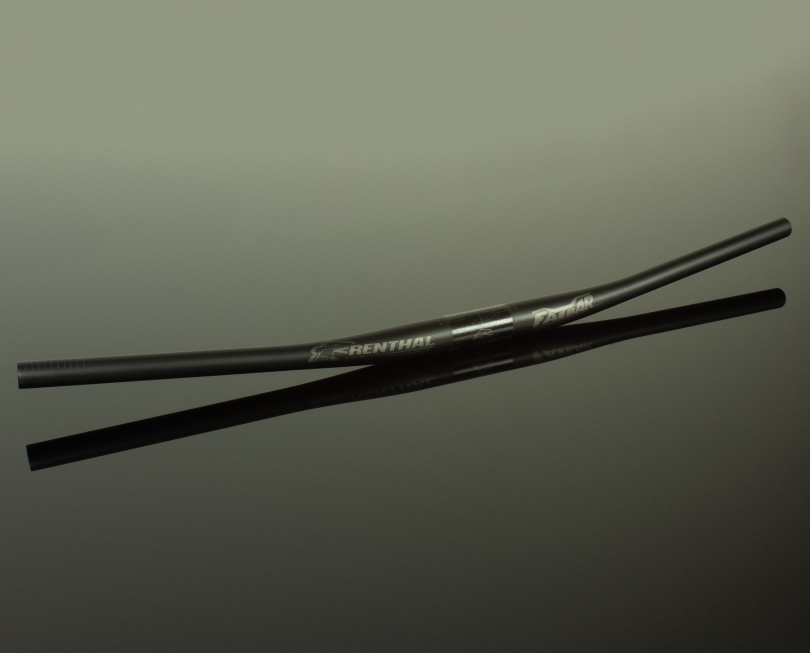 Renthal Fatbar Lite Carbon Zero Rise V3 800mm Lenker