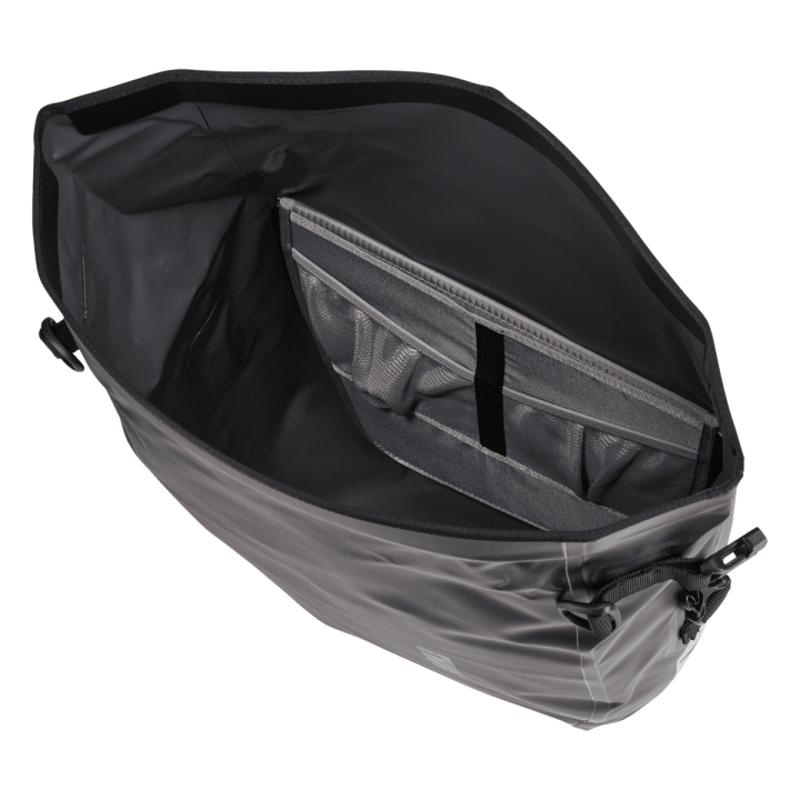 Thule Shield 2x25l Packtaschen-Set black