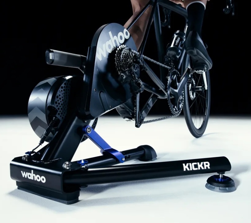 Wahoo Kickr V6 inkl. 11 fach Kassette Smart Trainer