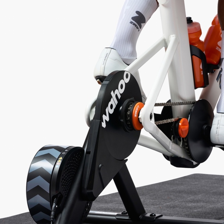 wahoo Zwift Ride mit KICKR CORE 2